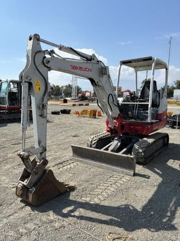 Main image Takeuchi TB235-2